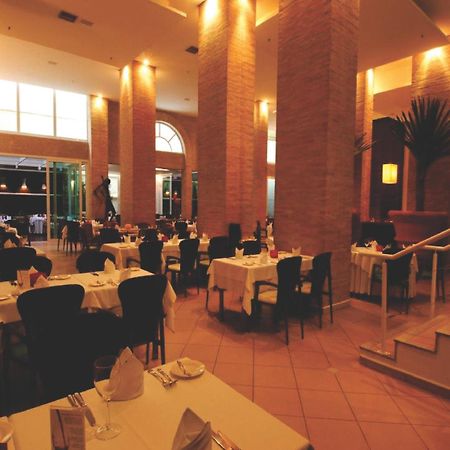 קמפינאס Vitoria Hotel Concept Campinas מסעדה תמונה